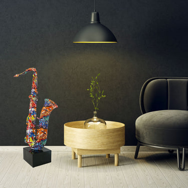 SCULPTURE EN RÉSINE CHIEN AVEC LUNETTES DE SOLEIL